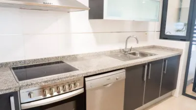 Piso en alquiler en Avenida del Municipio, Poble de Llevant (Benidorm) de 3.850 €<span>/mes</span>