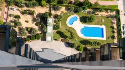 Piso en alquiler en Avenida del Municipio, Poble de Llevant (Benidorm) de 3.850 €<span>/mes</span>