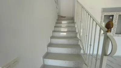 Chalet en Camarillas photo 19