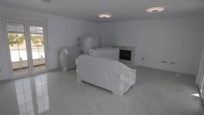 Chalet en Camarillas photo 17