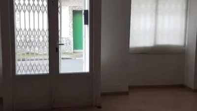 Local comercial en alquiler en Parroquias - Més