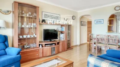 Apartment in Port Esportiu-Canyelles-Puig Rom photo 14