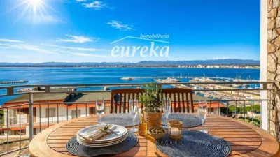 Apartment in Port Esportiu-Canyelles-Puig Rom photo 31