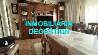 Chalet in Linares photo 17