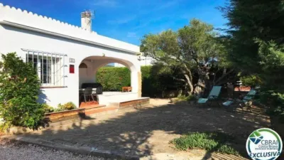 Apartment on Carrer de l'Urgell photo 2