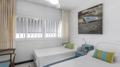 Apartment on Avenida de Cataluna, 1 photo 15