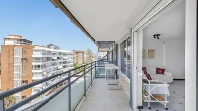 Apartment on Avenida de Cataluna, 1 photo 8