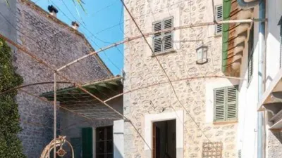 Chalet on Poetessa Francisca Alcover Street photo 2