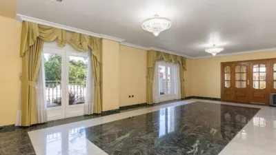 Villa on Calle Salvador de Madariaga photo 8