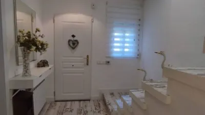 Semi-detached house in El Campillo photo 19
