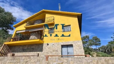 Chalet in Canyelles photo 2