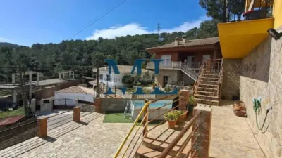 Chalet in Canyelles photo 5