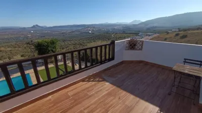 Casa en alquiler en Recinto Ferial-Circunvalación-La Vega, Recinto Ferial-Circunvalación-La Vega (Antequera) de 3.000 €<span>/mes</span>