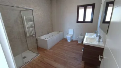 Casa en alquiler en Recinto Ferial-Circunvalación-La Vega, Recinto Ferial-Circunvalación-La Vega (Antequera) de 3.000 €<span>/mes</span>