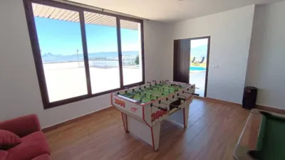 Casa en alquiler en Recinto Ferial-Circunvalación-La Vega, Recinto Ferial-Circunvalación-La Vega (Antequera) de 3.000 €<span>/mes</span>