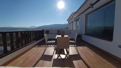 Casa en alquiler en Recinto Ferial-Circunvalación-La Vega, Recinto Ferial-Circunvalación-La Vega (Antequera) de 3.000 €<span>/mes</span>