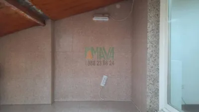 Dúplex en alquiler en Ourense Capital, Ourense Capital de 800 €<span>/mes</span>