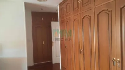 Dúplex en alquiler en Ourense Capital, Ourense Capital de 800 €<span>/mes</span>