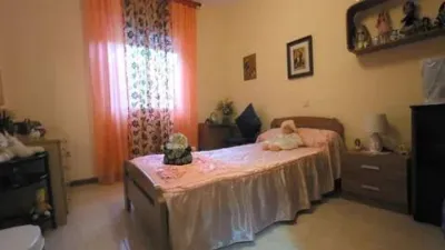 Chalet in Colmenar de Oreja photo 18