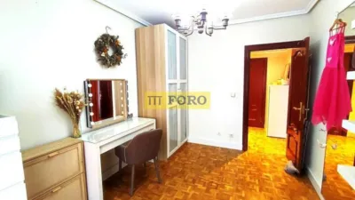 Apartment in Ensanche photo 8