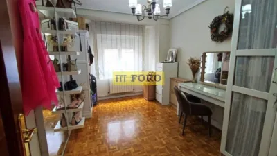 Apartment in Ensanche photo 9