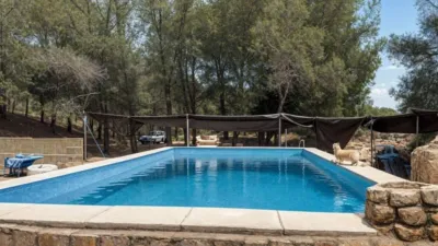 Casa rústica en venta en Fuensanta - Vista 2