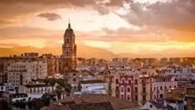 Casa adosada en venta en Calle de Lorenzo Silva, cerca de Calle de Enrique de Egas, Camino de Suárez (Distrito Bailén-Miraflores. Málaga Capital) de 269.000 €