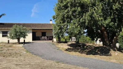 Terreno en alquiler en Cártama, Cártama de 1.500 €<span>/mes</span>