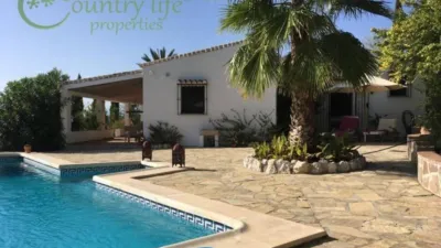 Chalet in Alcaucín photo 4