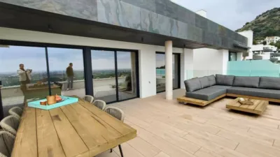 Apartment in Pedreguer photo 2