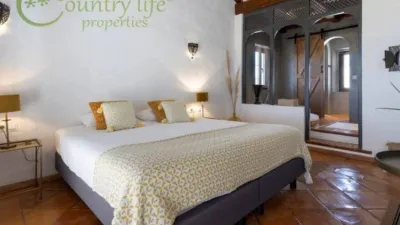 Boutique Hotel with Helipad, Tennis Court and Heated Pool in Villanueva de la Concepción photo 8