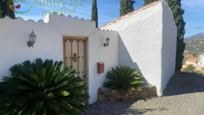 Chalet in Alcaucín photo 3