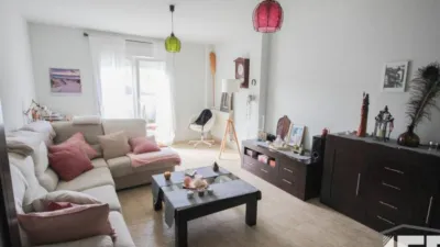 Terraced house in Castejón photo 3