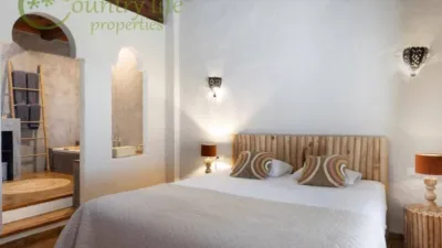 Boutique Hotel with Helipad, Tennis Court and Heated Pool in Villanueva de la Concepción photo 9