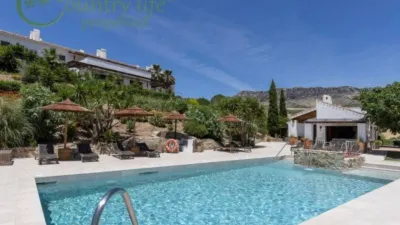 Boutique Hotel with Helipad, Tennis Court and Heated Pool in Villanueva de la Concepción photo 24