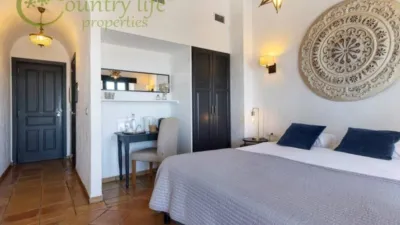 Boutique Hotel with Helipad, Tennis Court and Heated Pool in Villanueva de la Concepción photo 11