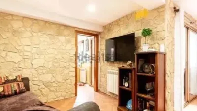 Apartment in El Coll d'en Rabassa photo 10