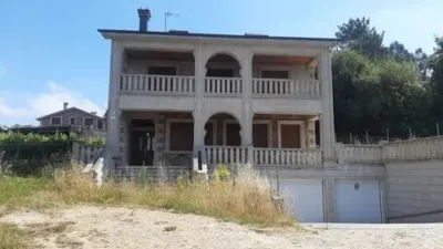 Chalet in Oza-Cesuras photo 4