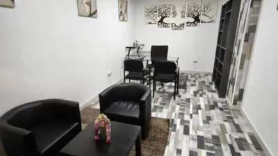 Local comercial en alquiler en Ensanche - Vista 2
