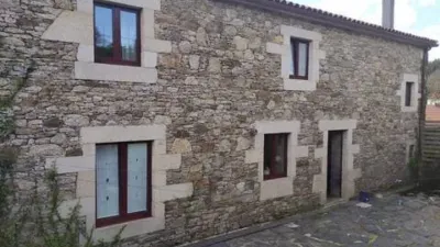 Chalet on Calle Presaras S-N photo 2