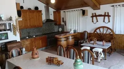 Chalet in A Brixeira (Curtis) photo 153