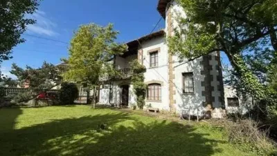 Chalet on Calle de la Ciudad Jardín photo 3
