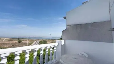 Top-floor apartment in Aguas Nuevas-Torreblanca-Sector 25 photo 10