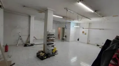 Local comercial en venta en Plaza de los Cuatro Caminos - Més