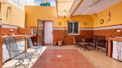 Chalet en calle de la Esmeralda photo 19
