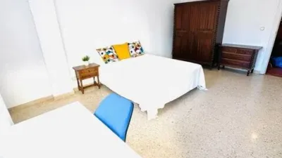 Apartment on Pasos de Santiago Street photo 31