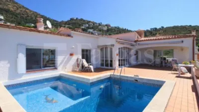 House in Roses photo 7