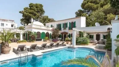 Chalet en Cala Major photo 3