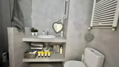 Apartment on Calle de Cunit, No Number photo 9
