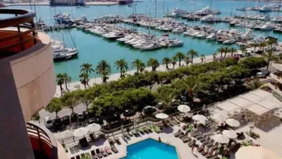 Penthouse on Avinguda de Gabriel Roca photo 4